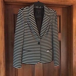 Guess black/white blazer